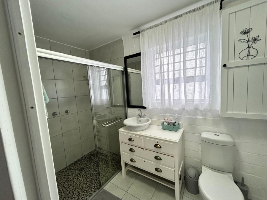 3 Bedroom Property for Sale in Britannia Bay Western Cape